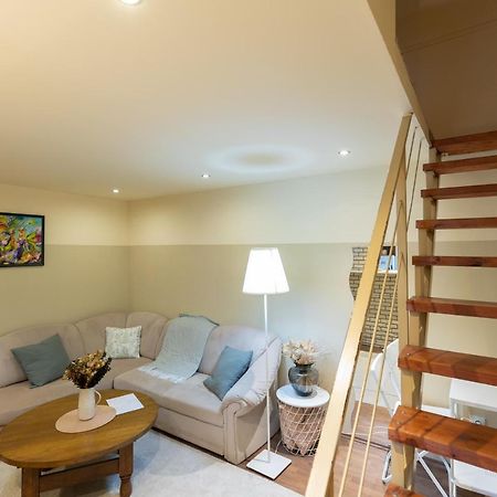 Sara'S Home - Wifi, A/C Budapest Luaran gambar